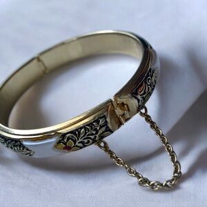 Vintage MOP Gold Plated Black Damascene Floral Hinged Bracelet Catch Chain
